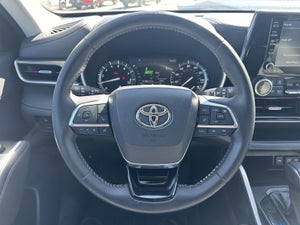 2021 Toyota HIGHLANDER XLE - V6 AWD