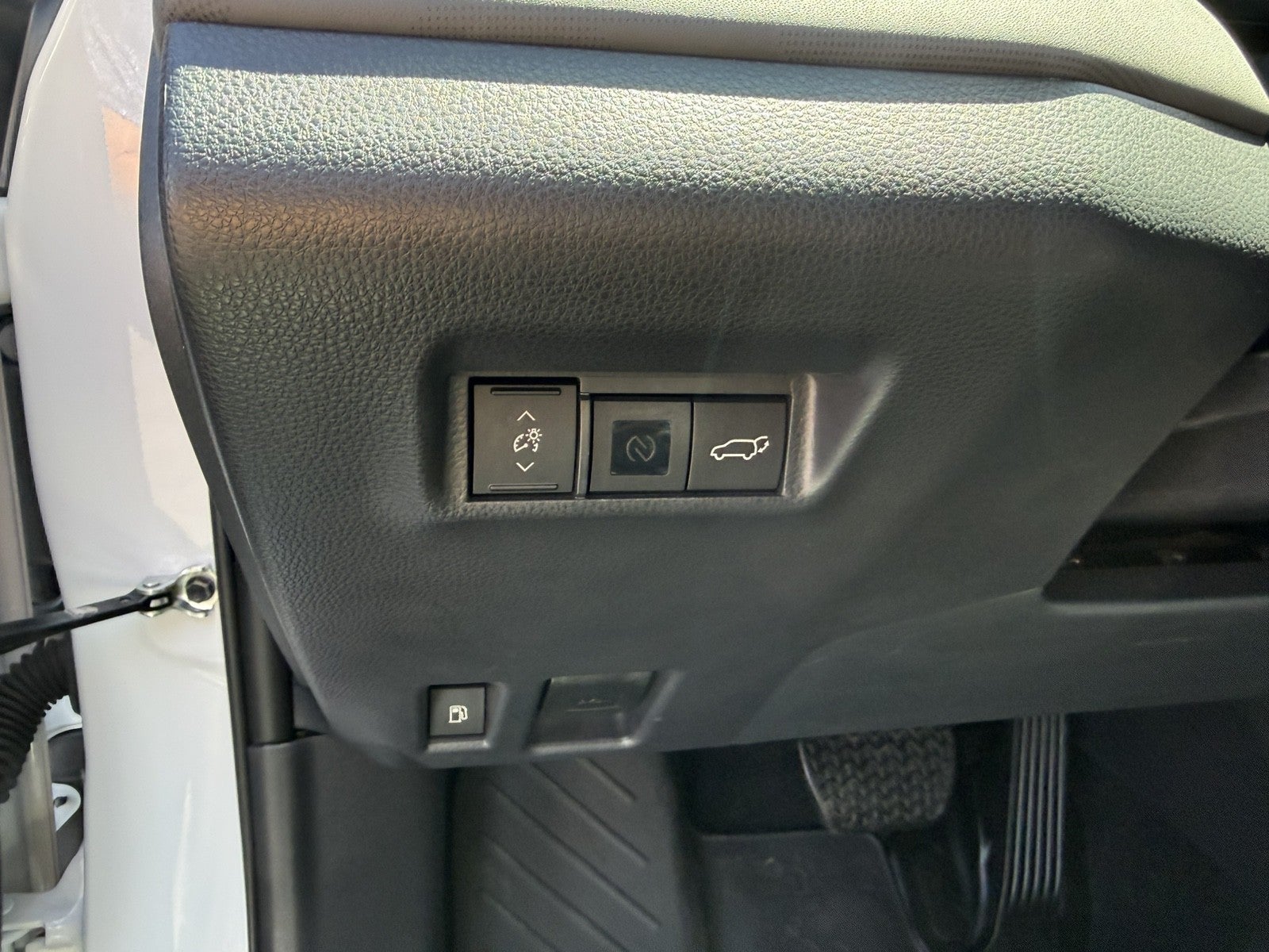 2026 Toyota RAV4 Woodland
