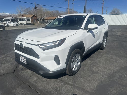 2025 Toyota RAV4 LE