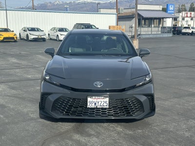 2025 Toyota Camry SE