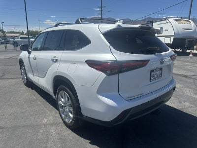 2022 Toyota Highlander Hybrid Limited