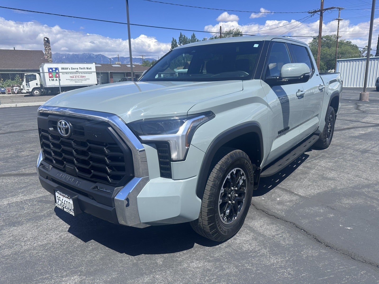 2025 Toyota Tundra 4WD SR5