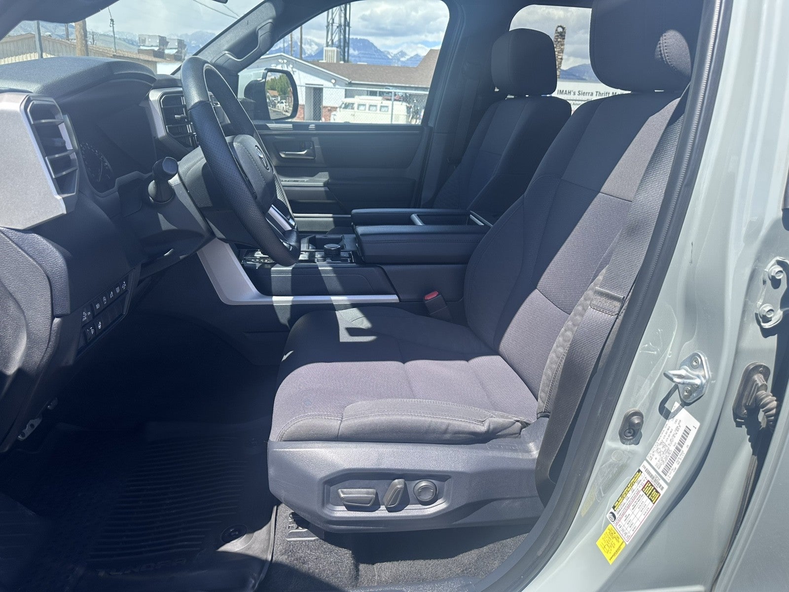 2025 Toyota Tundra 4WD SR5