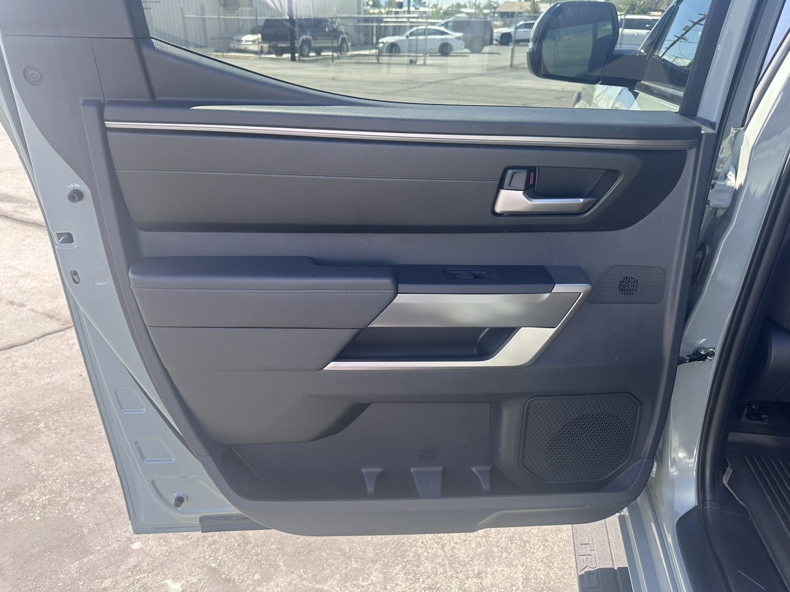 2025 Toyota Tundra 4WD SR5