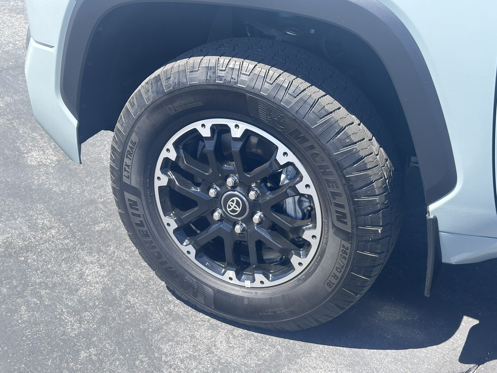 2025 Toyota Tundra 4WD SR5