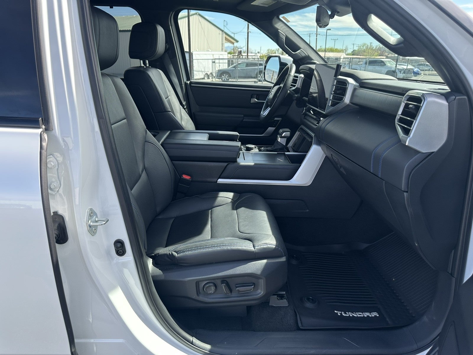 2023 Toyota Tundra 4WD Platinum Hybrid