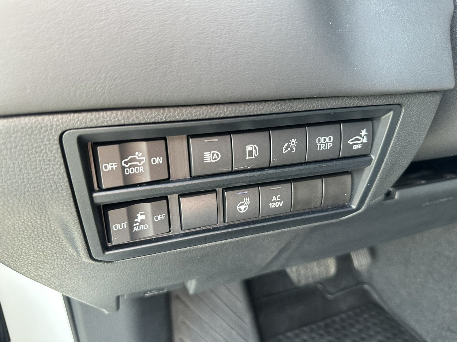 2023 Toyota Tundra 4WD Platinum Hybrid