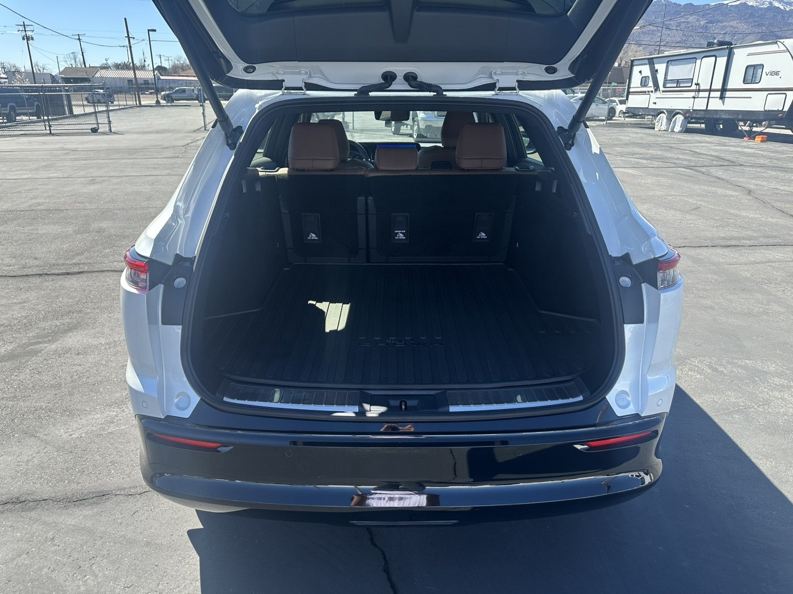 2025 Toyota Crown Signia Limited