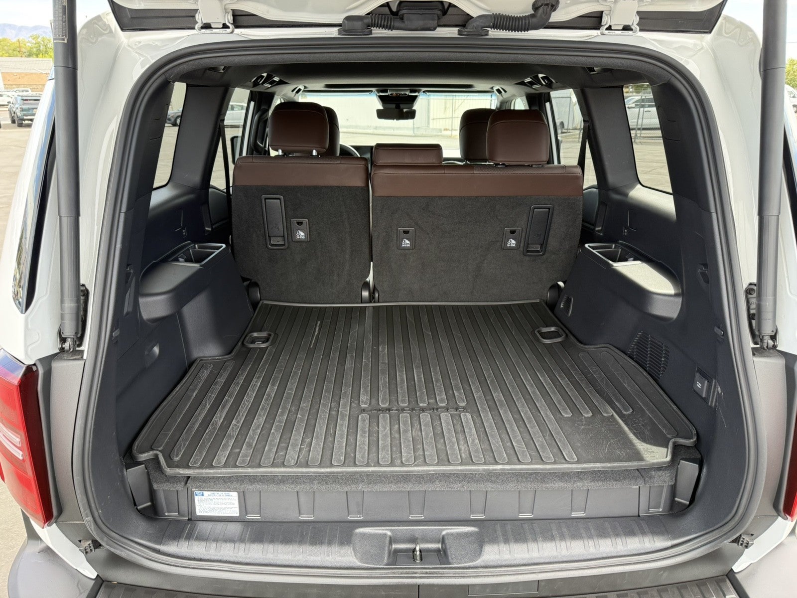 2025 Toyota Land Cruiser 4WD (Natl)