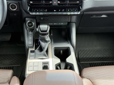 2025 Toyota Land Cruiser 4WD (Natl)