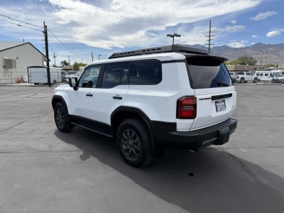 2025 Toyota Land Cruiser 4WD (Natl)